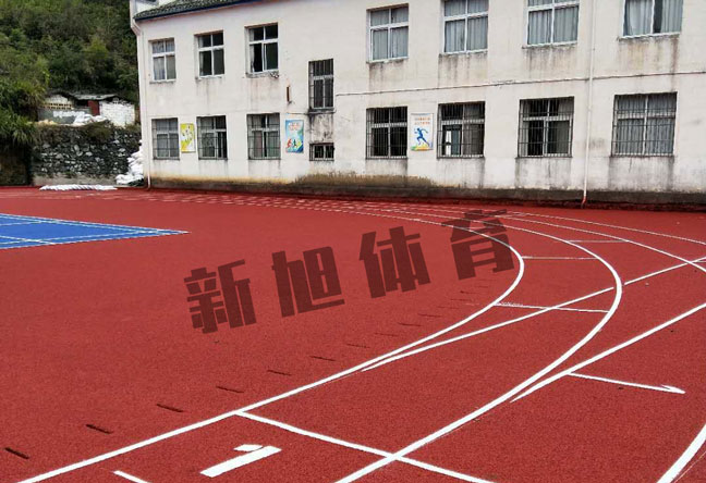 塑膠跑道項目建設施工厚度規范
